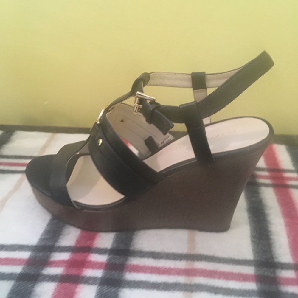 Tommy Hilfiger Black Wedges Size 7 1/2 - Picture 4 of 8